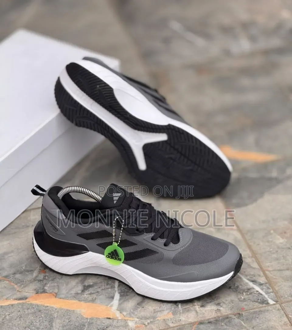 Adidas Super-Magma Runners