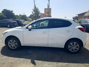 Mazda Demio 2018 White