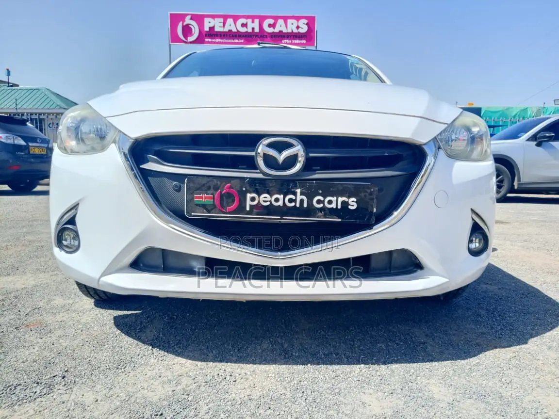 Mazda Demio 2018 White