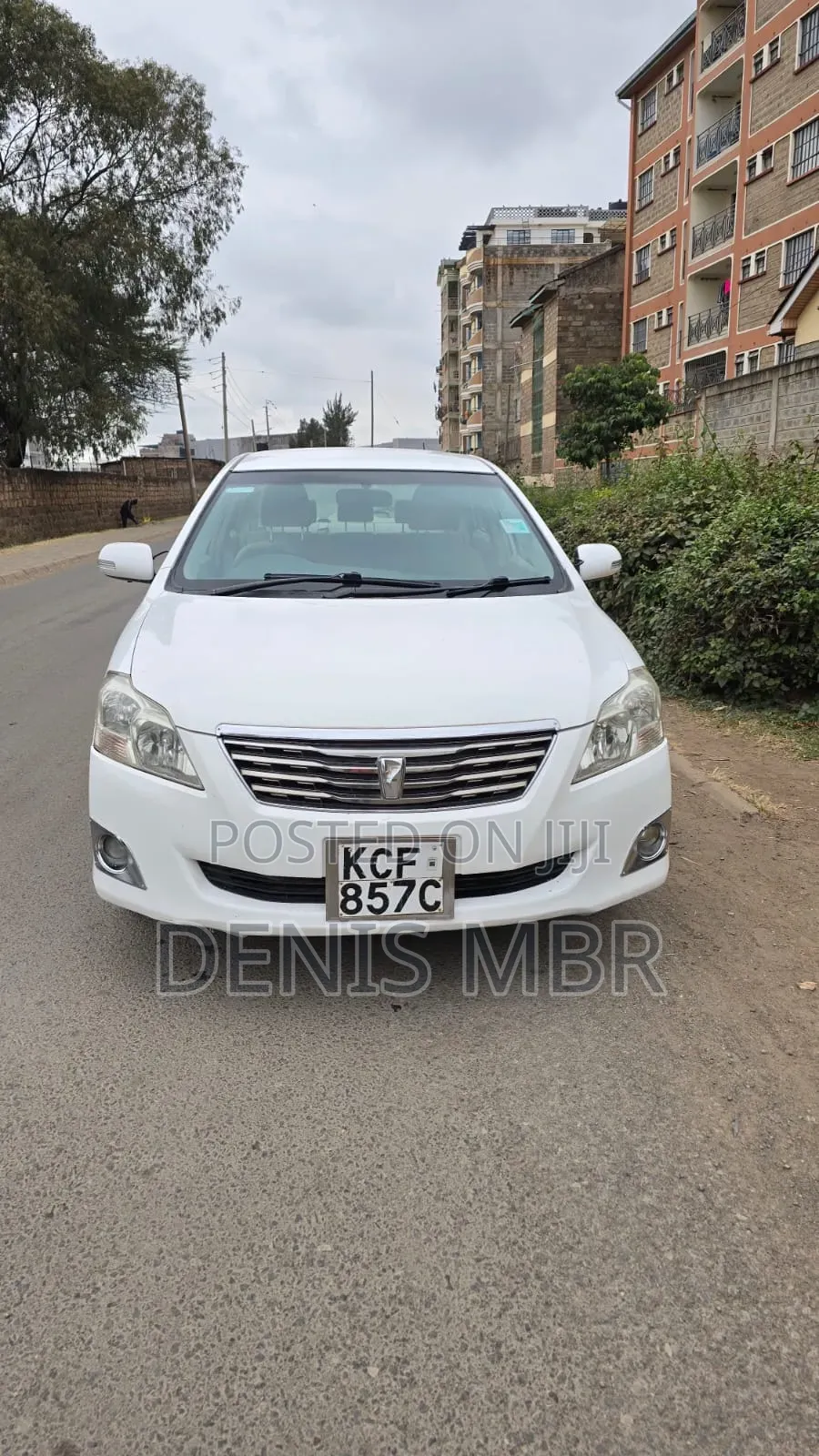 Toyota Premio 2010 White