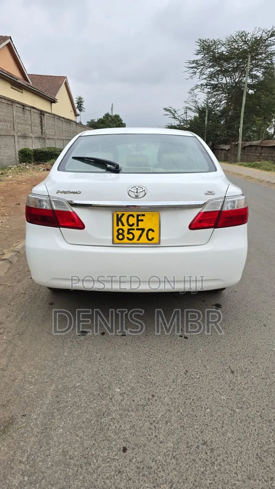 Toyota Premio 2010 White