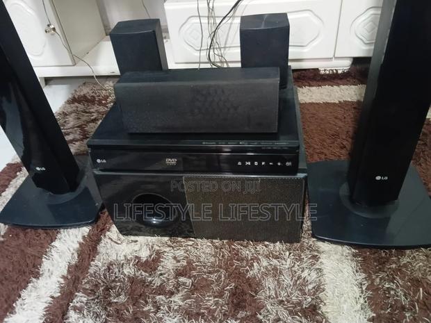 Home Theatre - thumbnail 2