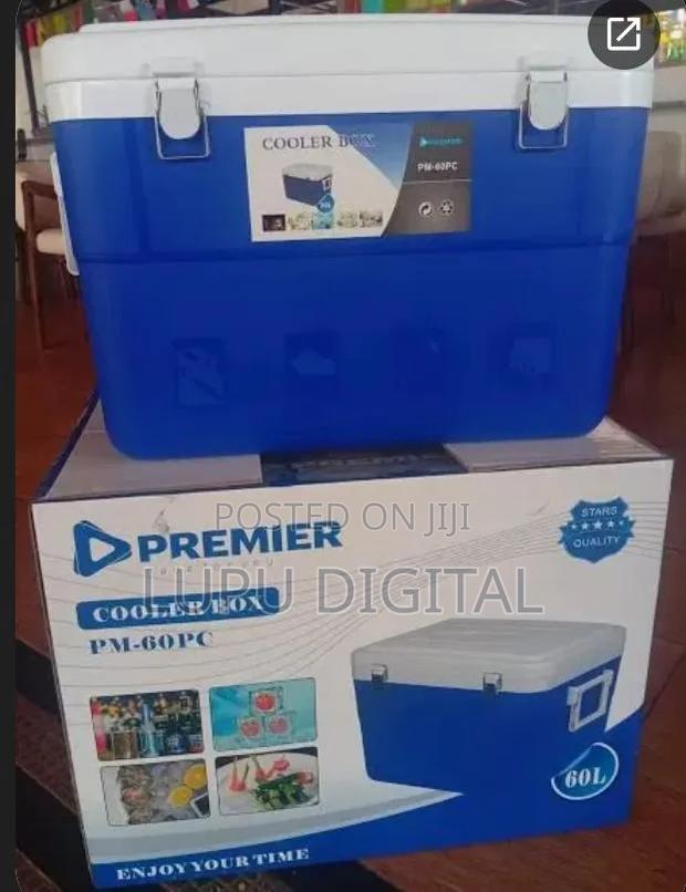 10 Litres Premium Cooler Box