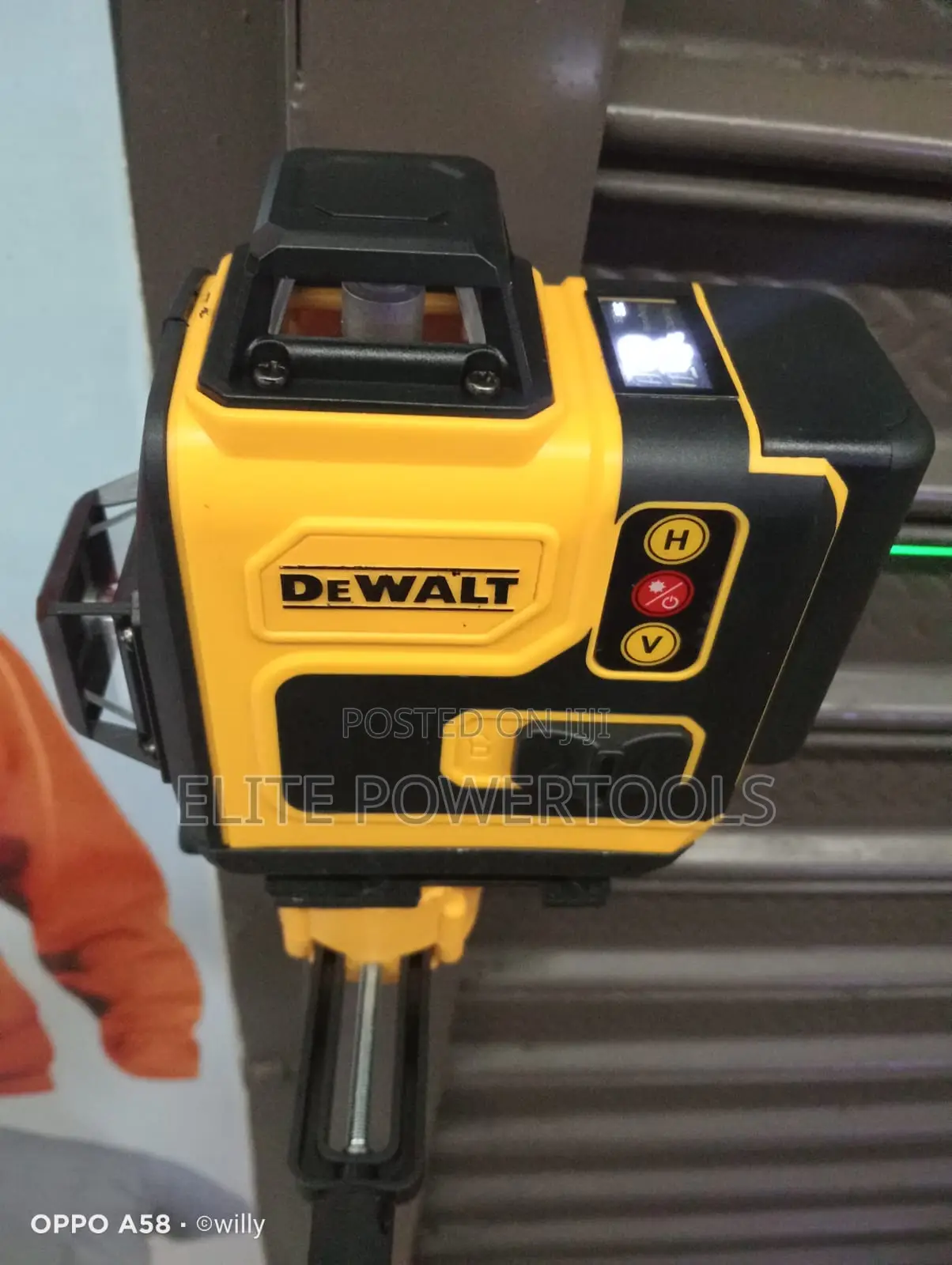 Dewalt Heavy Duty Green Laser Level With Rechargeable Battery