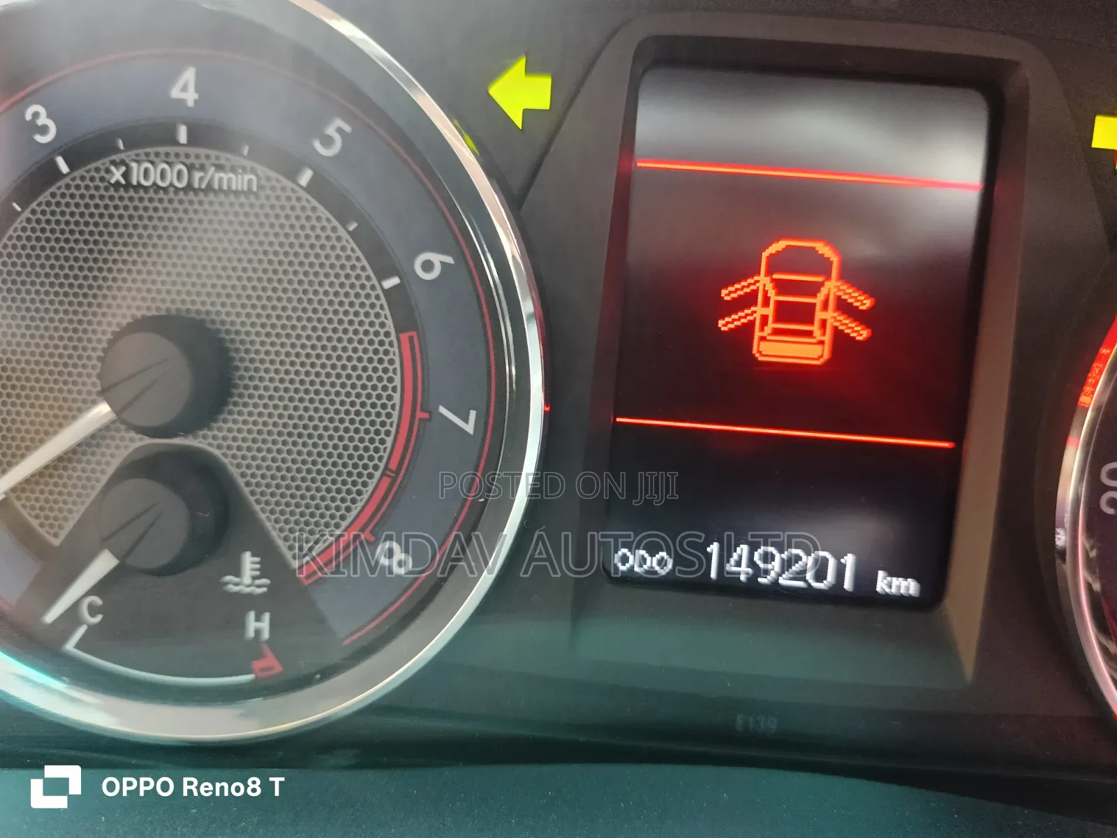 Toyota Auris 2012 Red