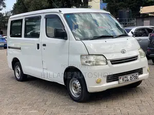Toyota TownAce 2010 White