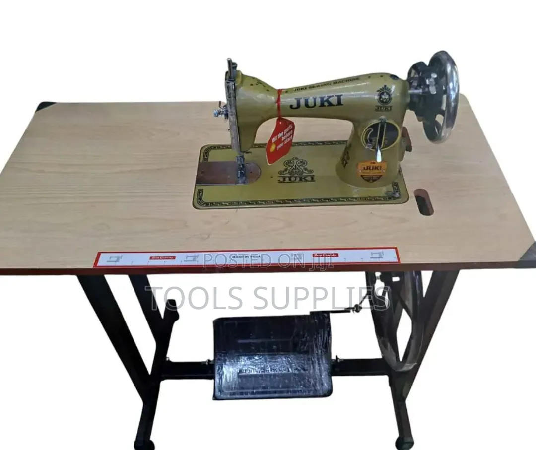 Juki Sewing Machine/Complete Sewing Machine