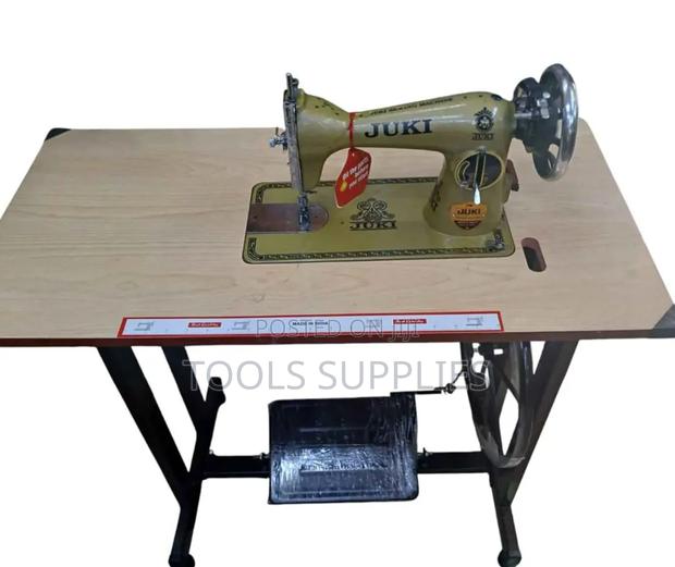 Juki Sewing Machine/Complete Sewing Machine