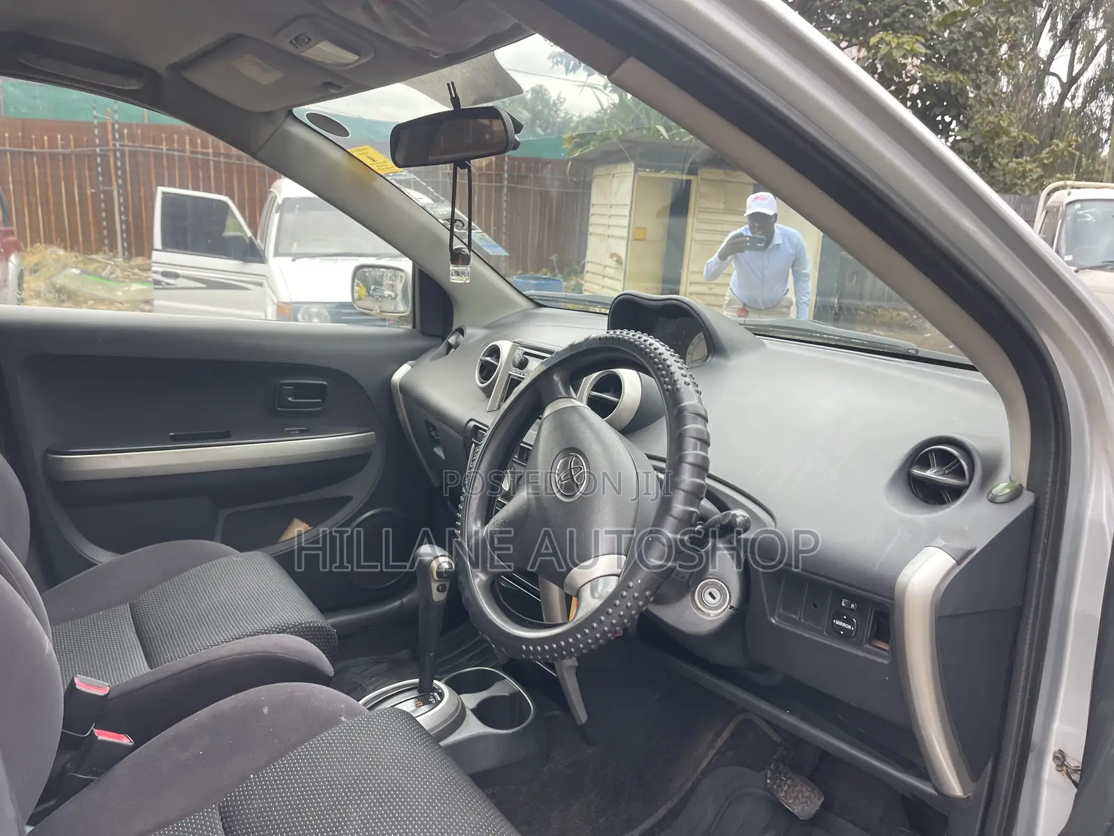 Toyota IST 2004 Silver