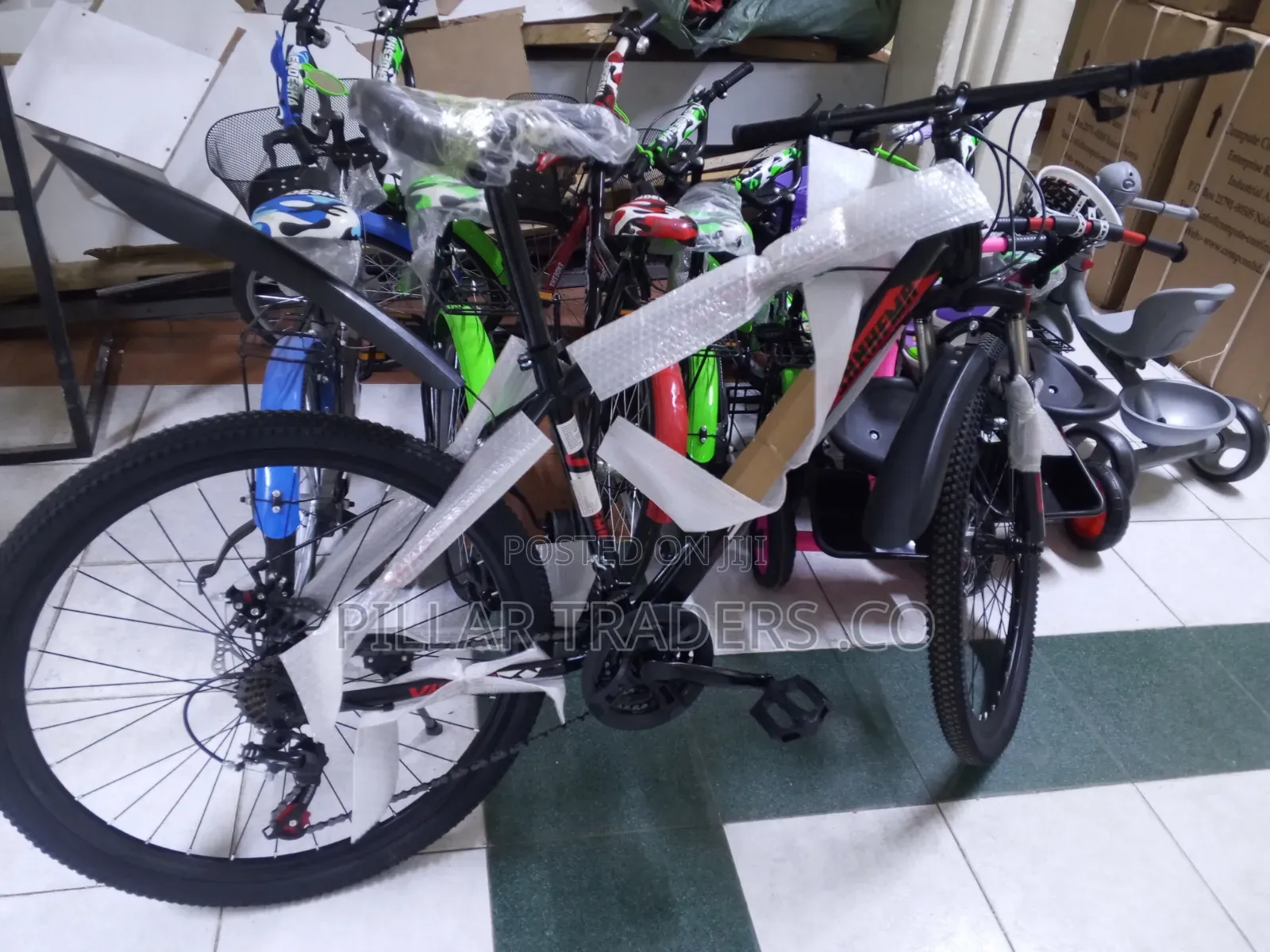 26" Mountain Bike – 21 Speed | Front Suspension | Dual Disc Brakes