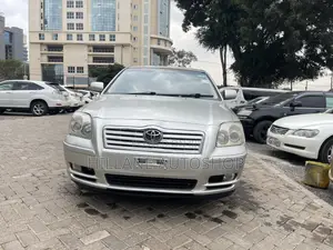 Toyota Avensis 2005 Silver