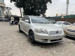 Toyota Avensis 2005 Silver