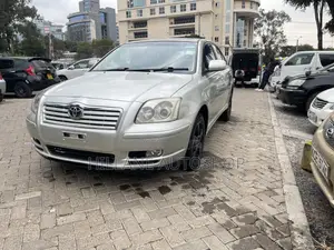 Toyota Avensis 2005 Silver