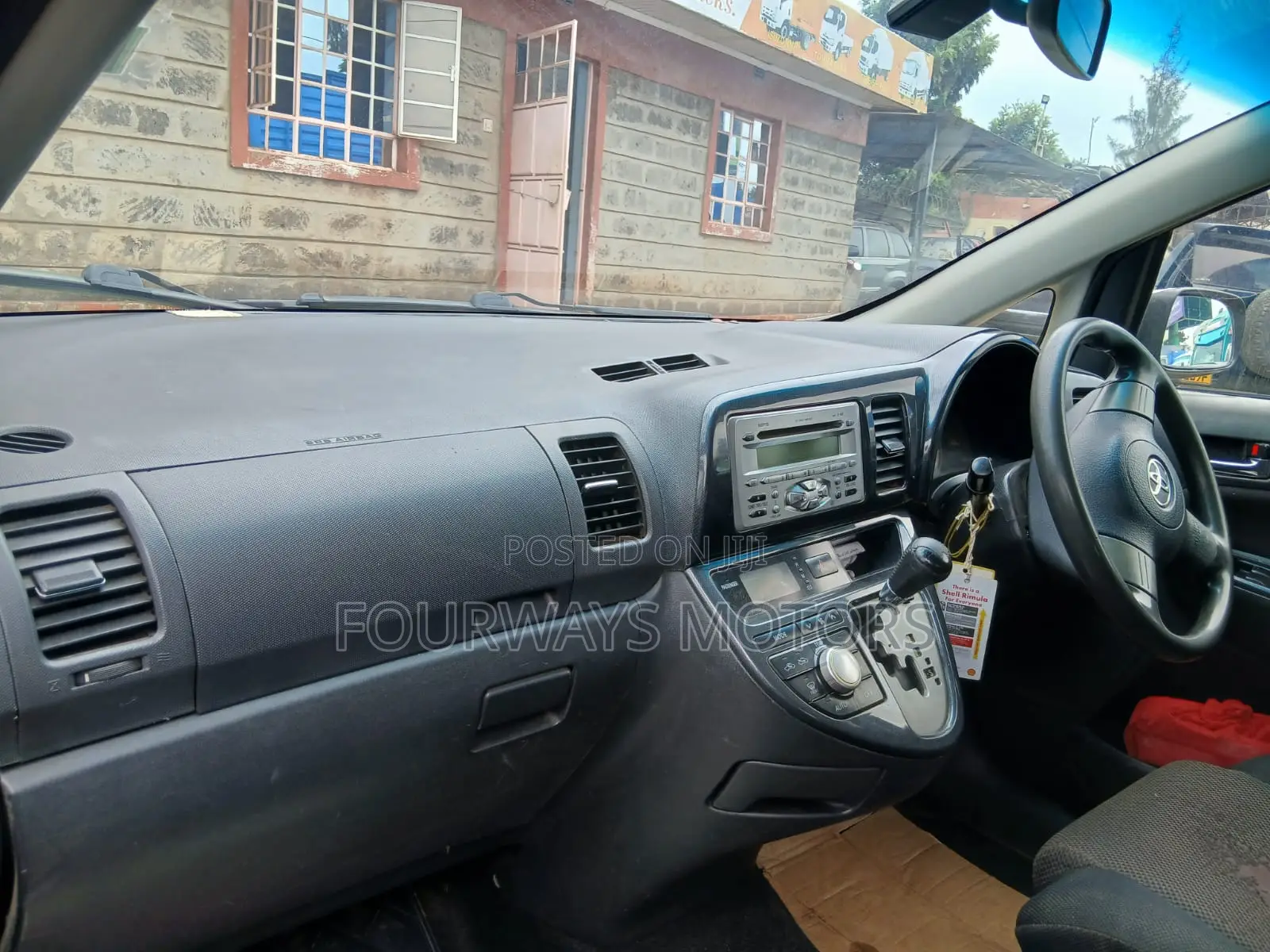 Toyota Wish 2011 Silver