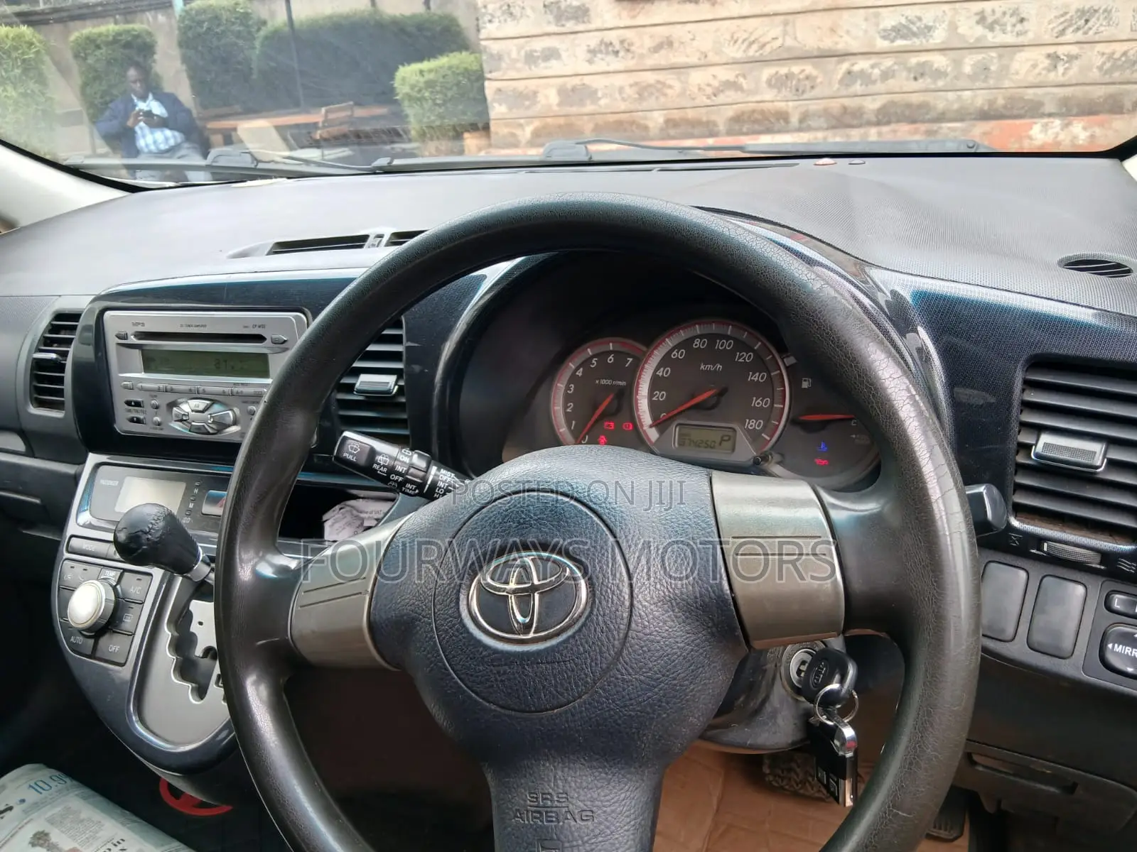 Toyota Wish 2011 Silver
