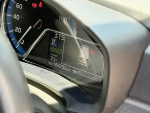 Toyota Corolla Fielder 1.5 Hybrid FWD 2018 Silver