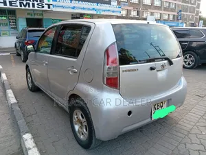 Toyota Passo 2004 Silver