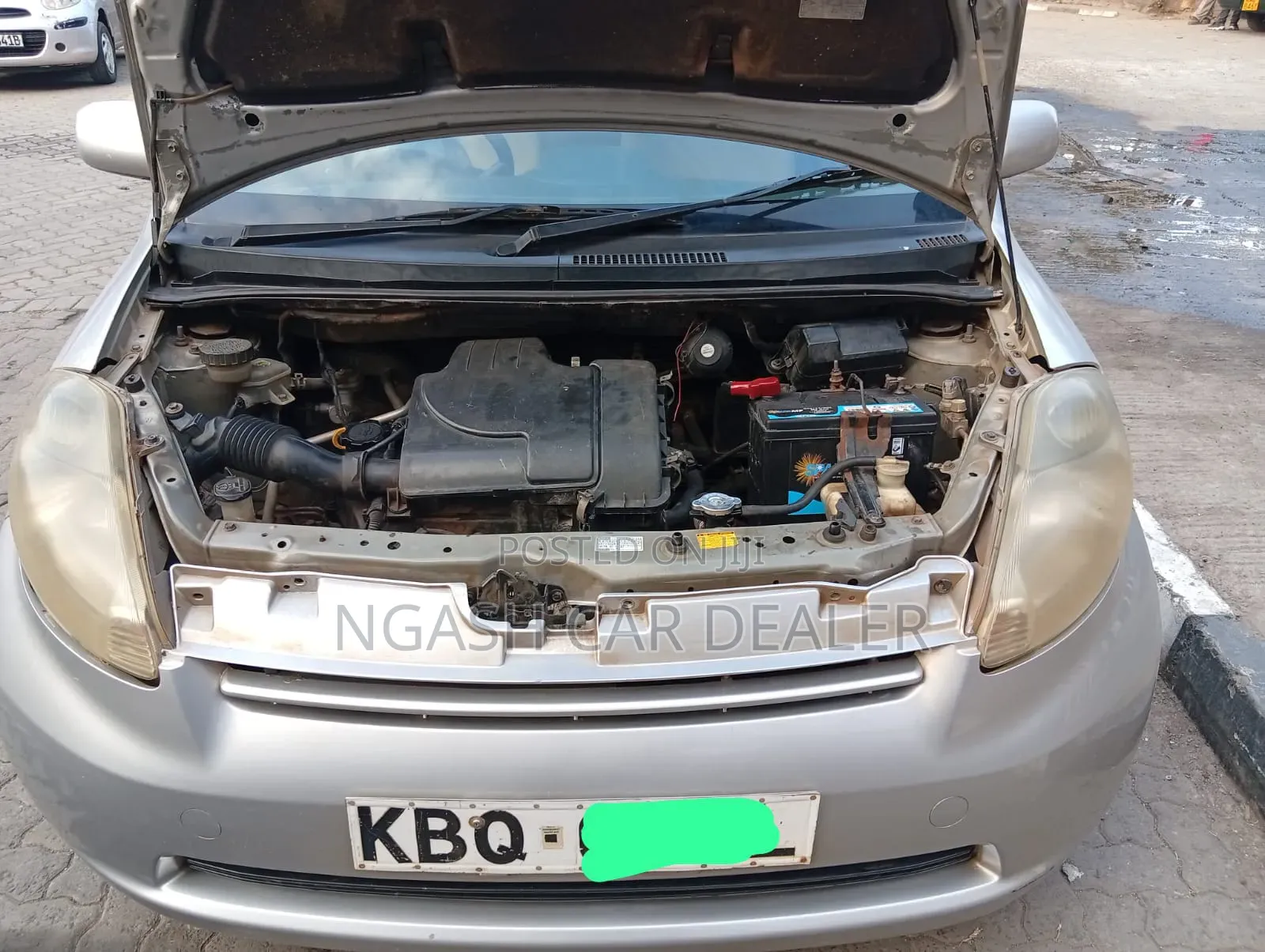 Toyota Passo 2004 Silver