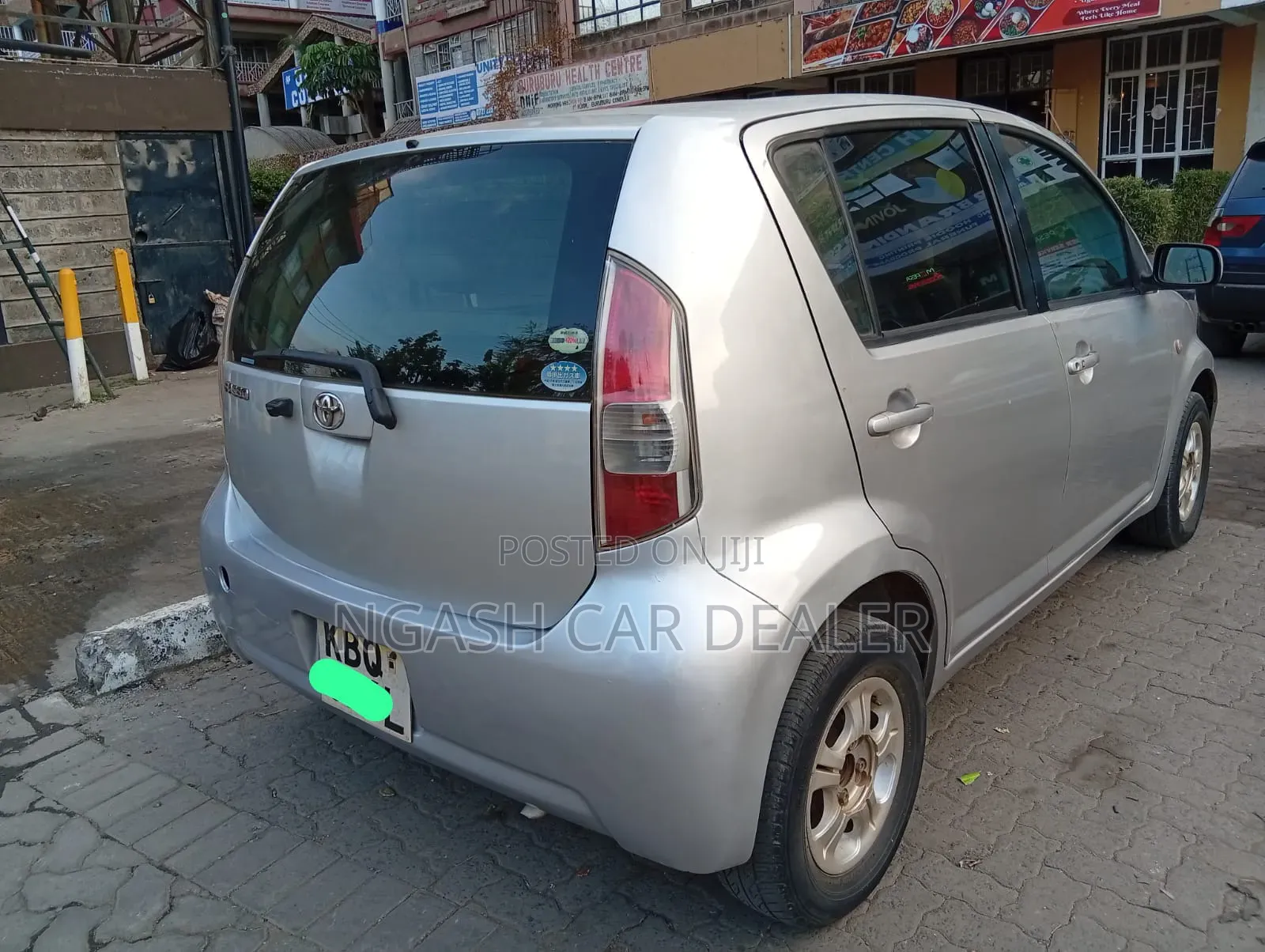 Toyota Passo 2004 Silver