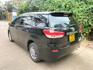 Toyota Wish 2012 Black