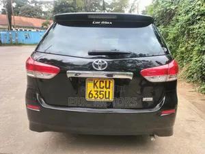 Toyota Wish 2012 Black