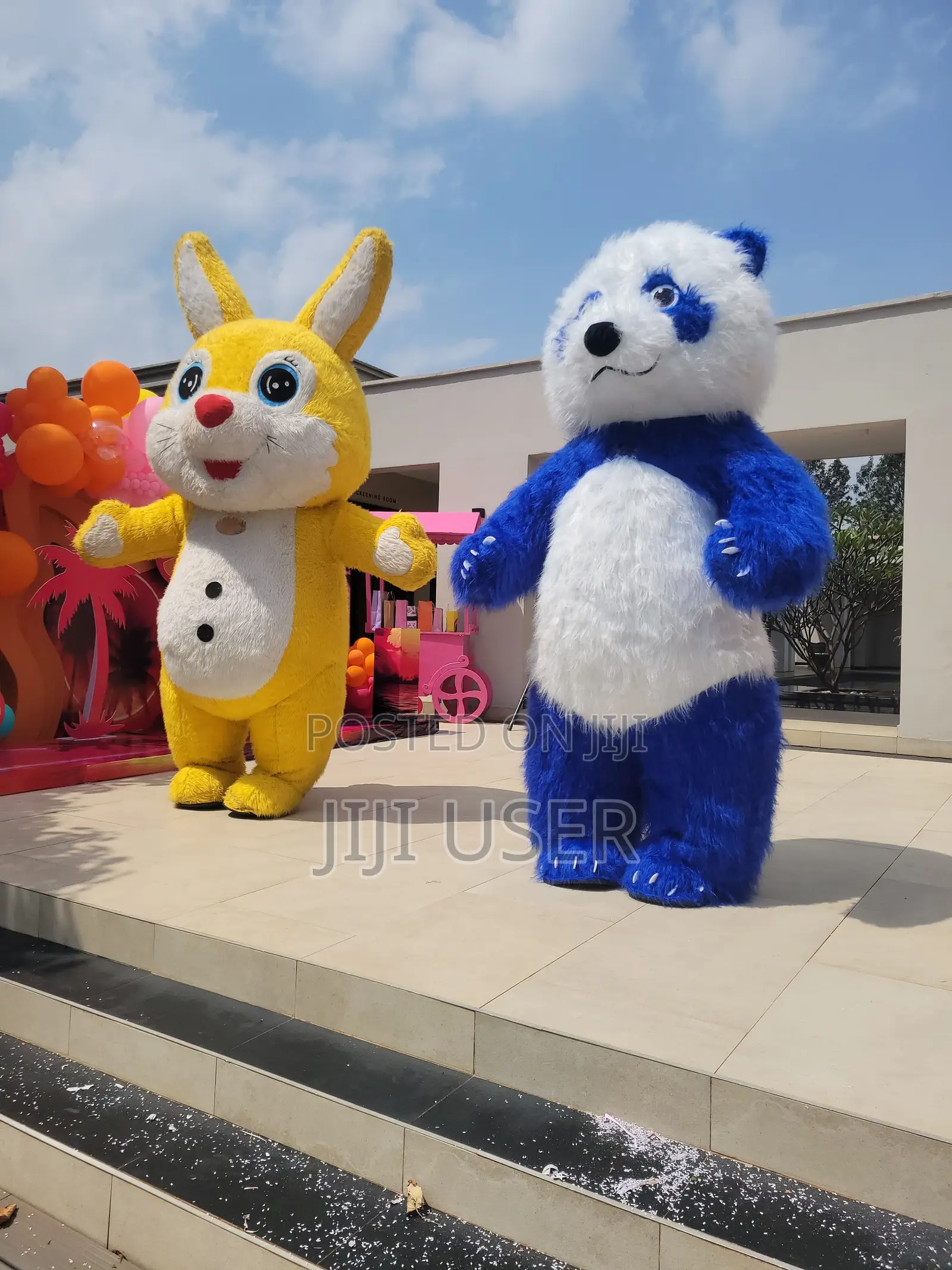 Mascot Fans