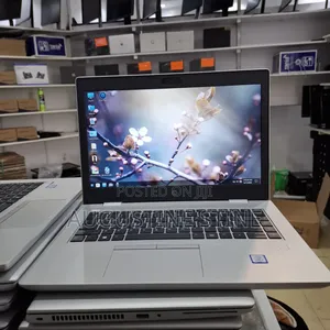 New Laptop HP EliteBook 830 G7 8GB Intel Core i7 SSD 256GB