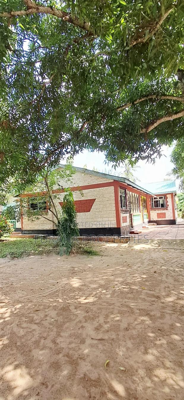 For Sale 2 Acres With a House Mtwapa