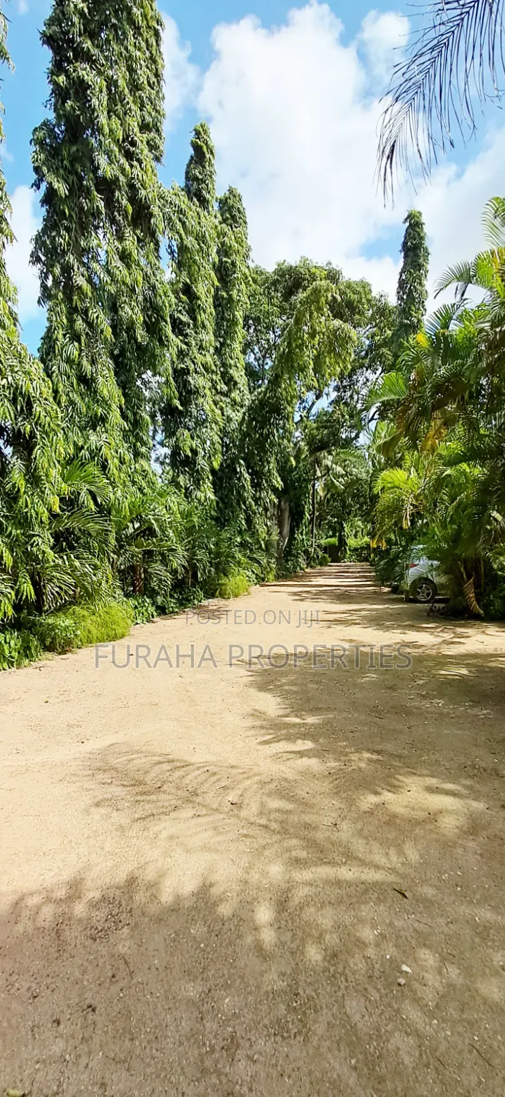 For Sale 2 Acres With a House Mtwapa