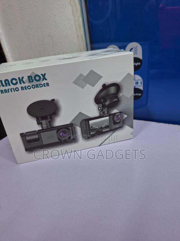 1080p Dashboard Camera With Wide Angle Lens and Rear Cam