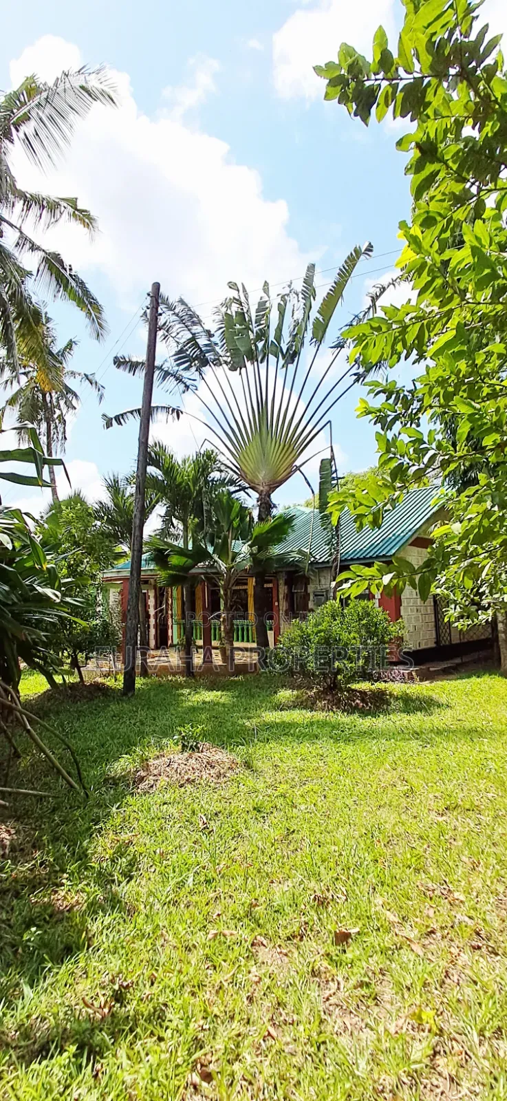 For Sale 2 Acres With a House Mtwapa