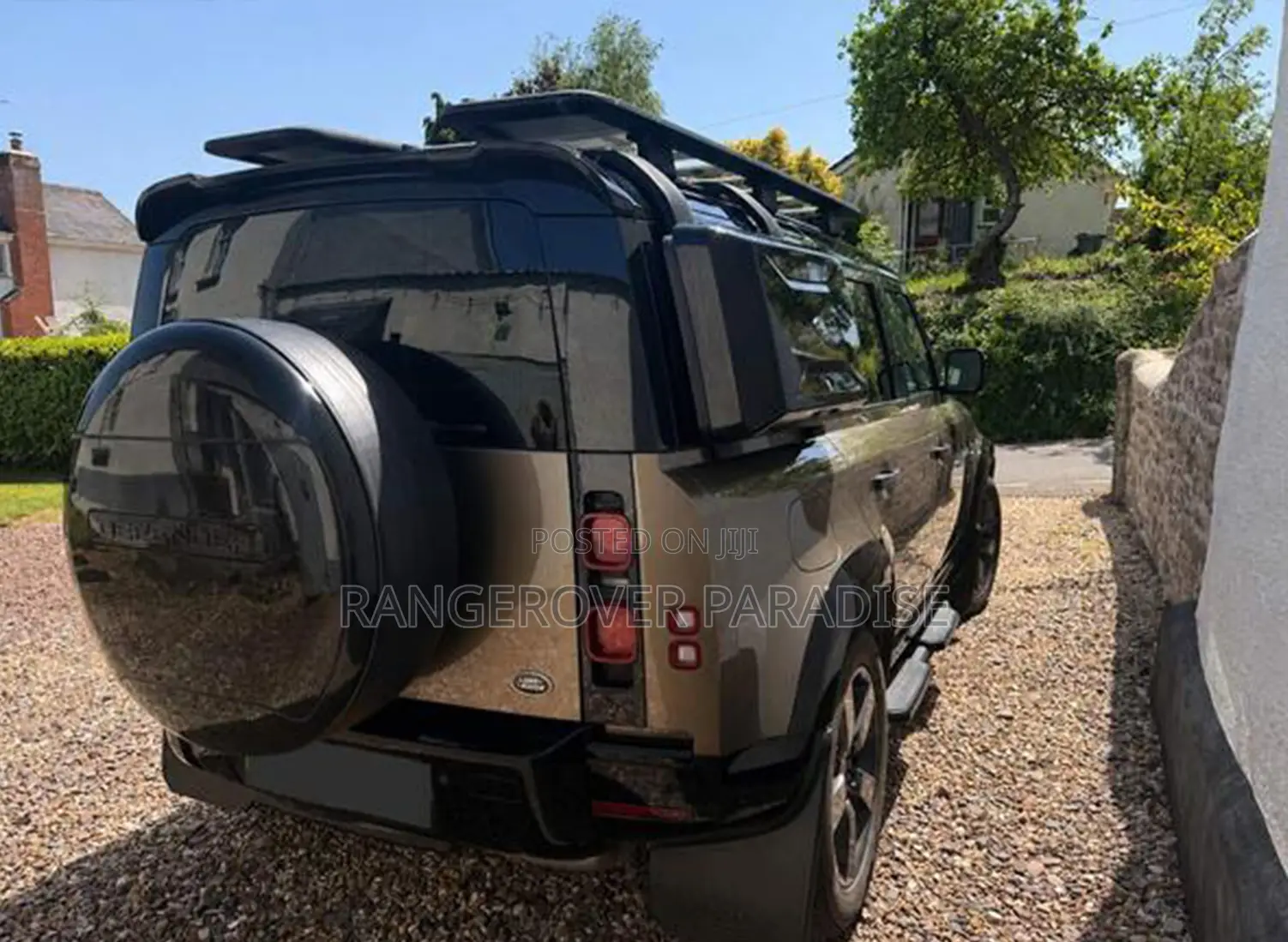 Land Rover Defender 2020