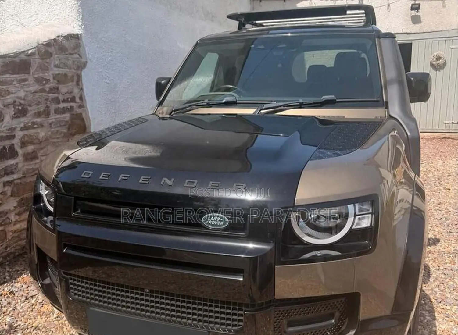 Land Rover Defender 2020