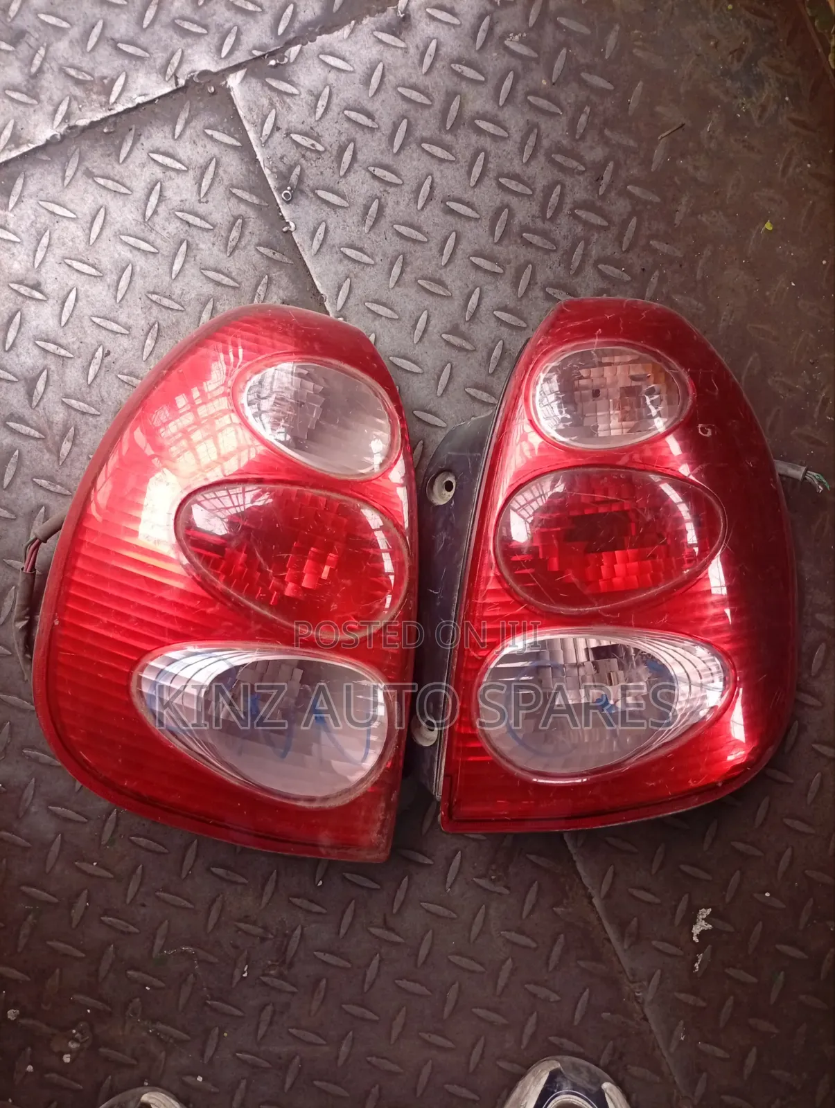 Toyota Duet Rearlight