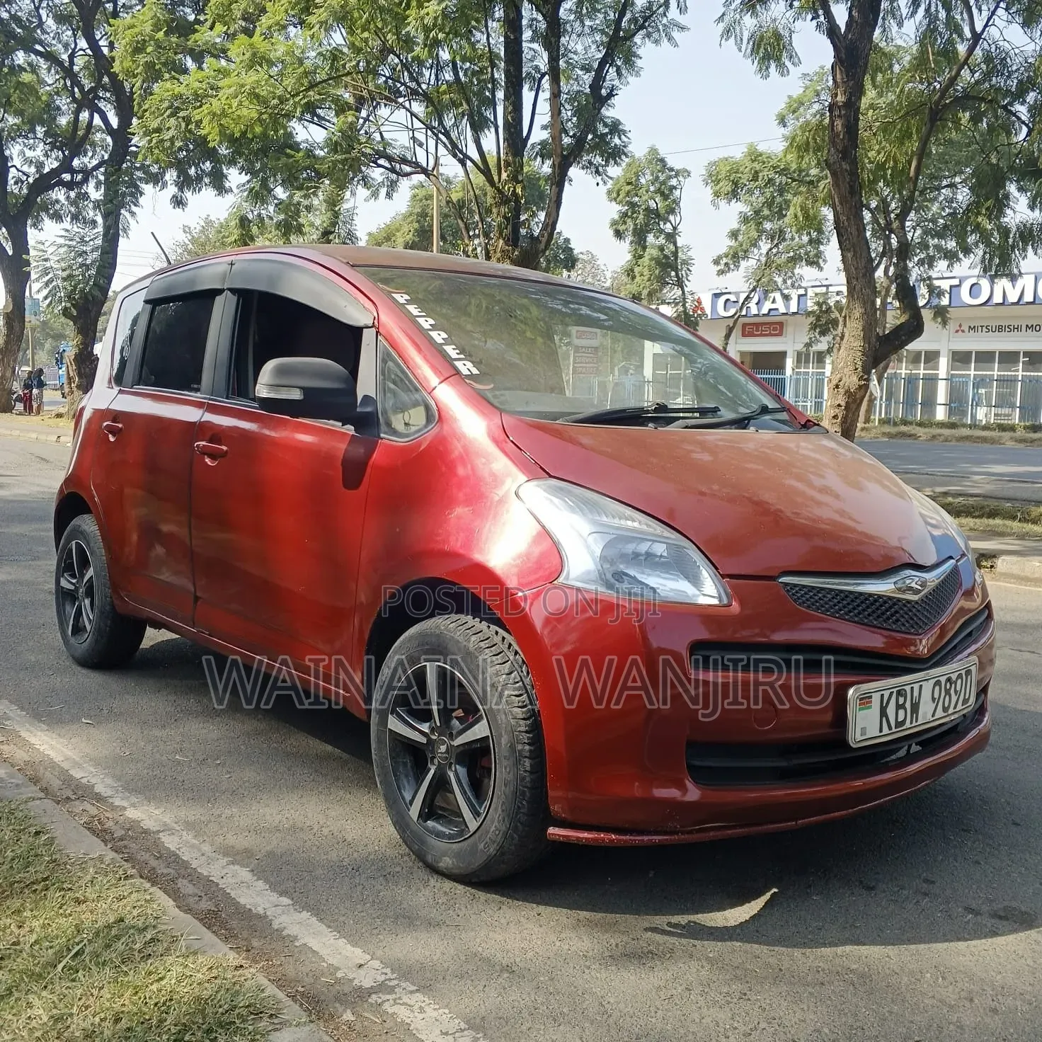 Toyota Ractis 2009 Red