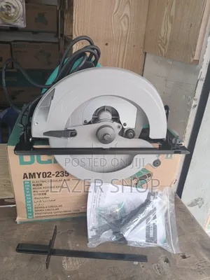 Dca 9" Circular Saw