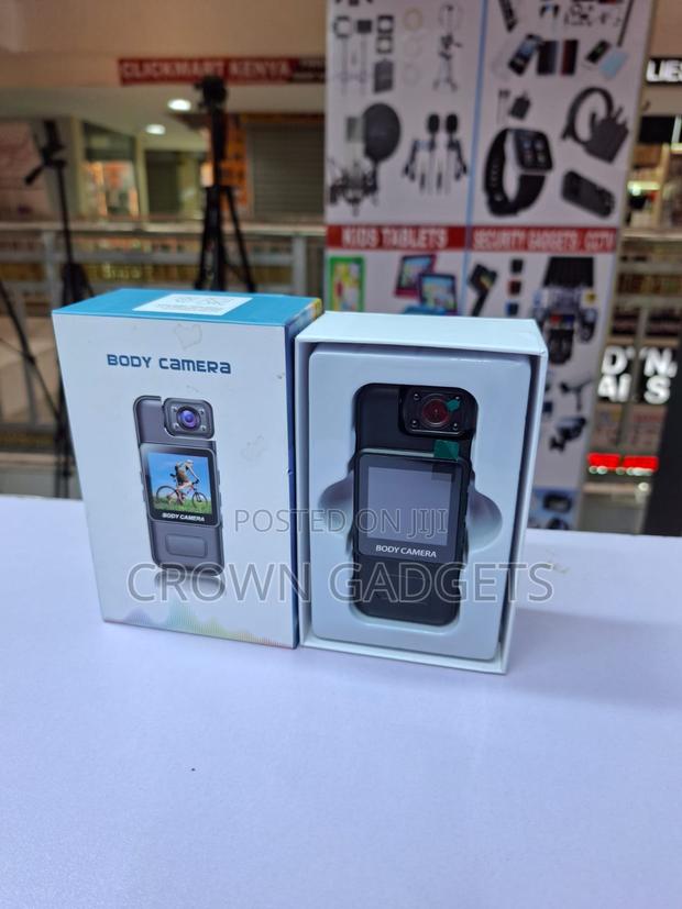 Mini Body Camera With Night Vision and Rotating Lens