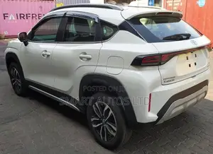 Toyota Urban Cruiser 2024 Off white
