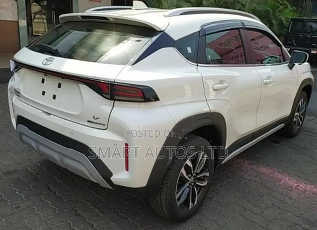 Toyota Urban Cruiser 2024 Off white