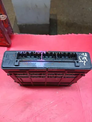 Ecu Mitsubishi 702a (3sckts)