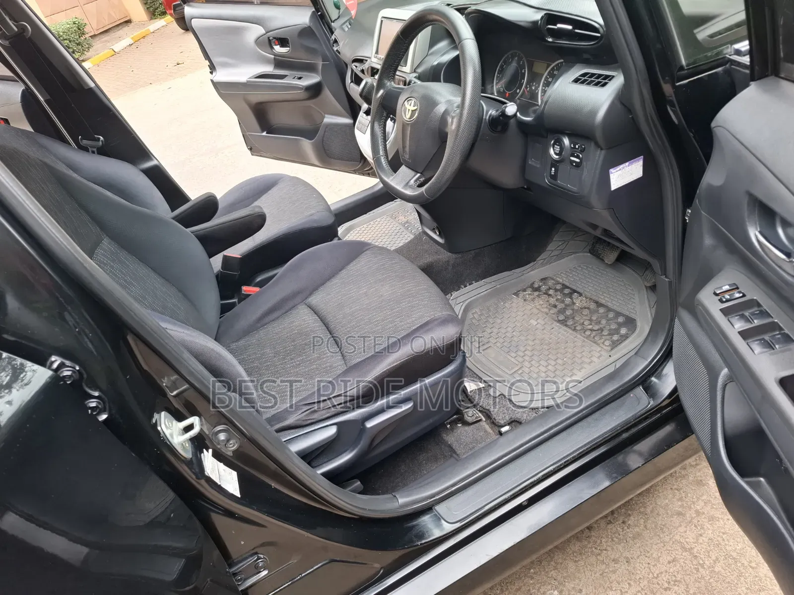 Toyota Wish 2012 Black