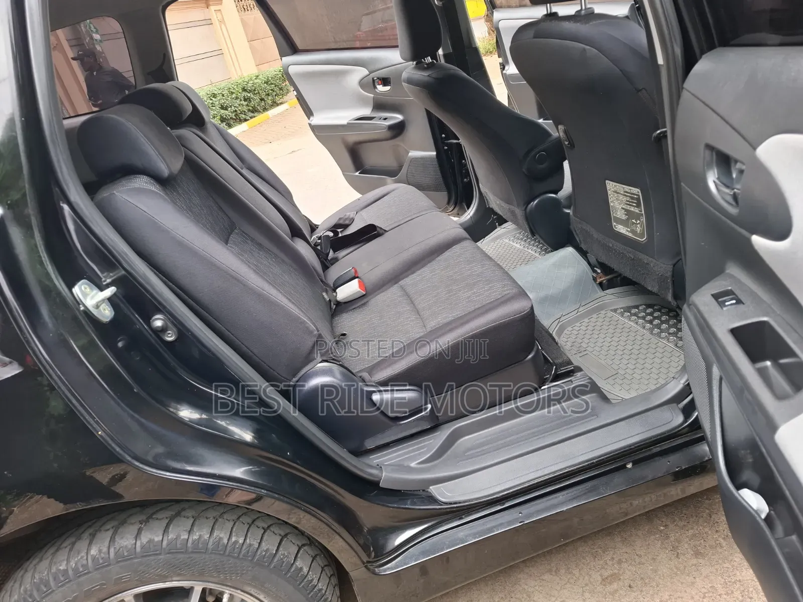 Toyota Wish 2012 Black