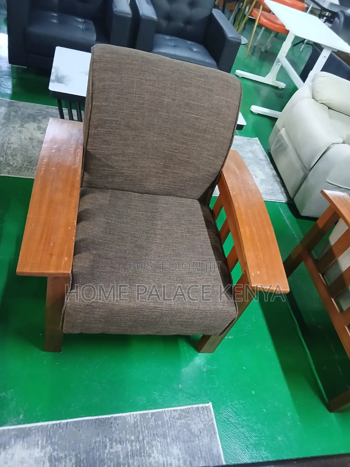 Accent Chair: Classy Style Sectional Accent Sofa