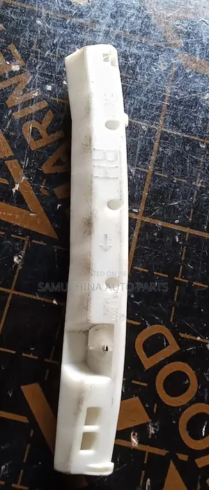 Bumper Slide Nissan Wingroad Y12 {Rhs}
