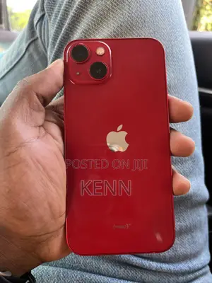 Apple iPhone 13 128 GB Red