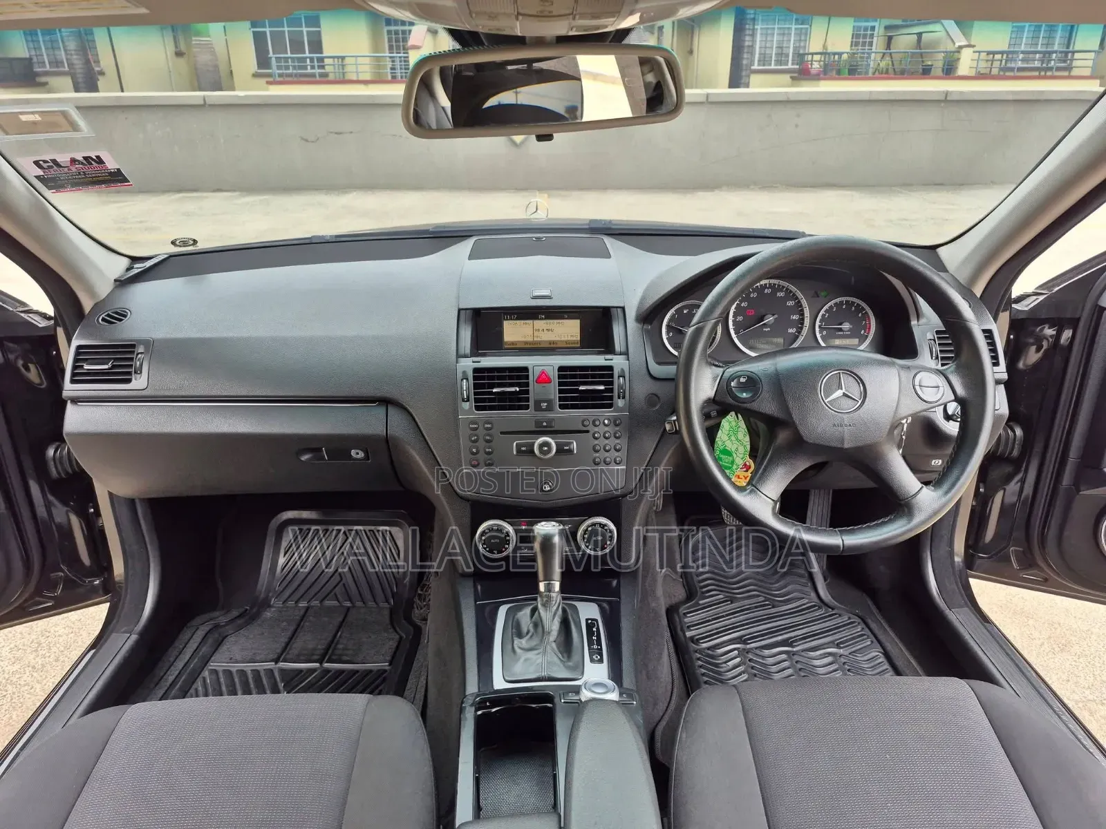 Mercedes-Benz C180 2011 Black