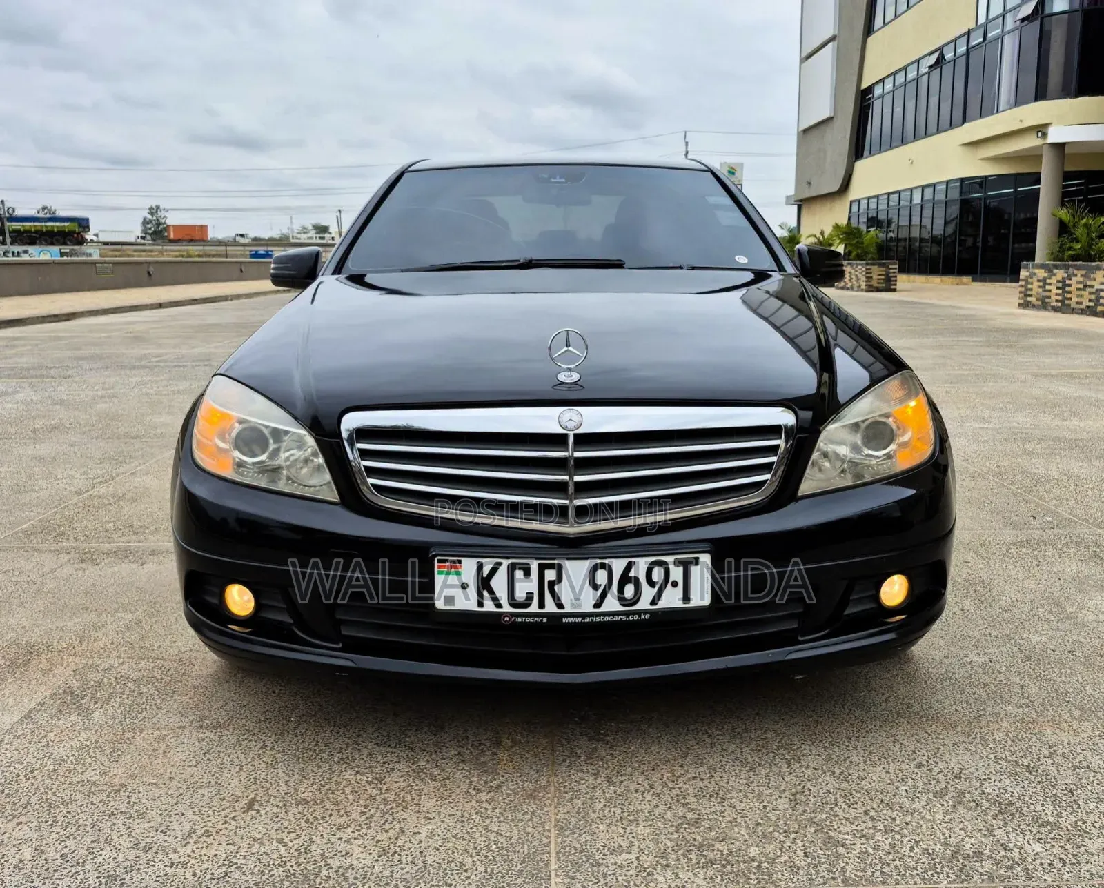 Mercedes-Benz C180 2011 Black