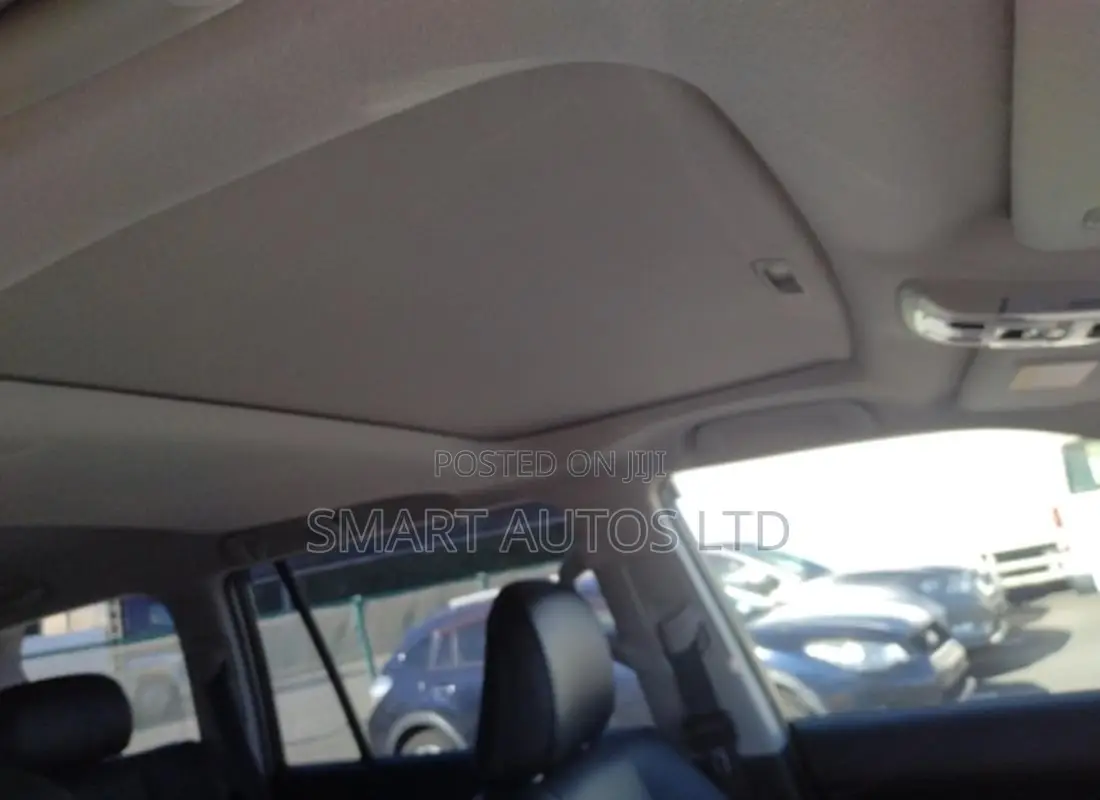Toyota Land Cruiser Prado 2.8 2020 Pearl