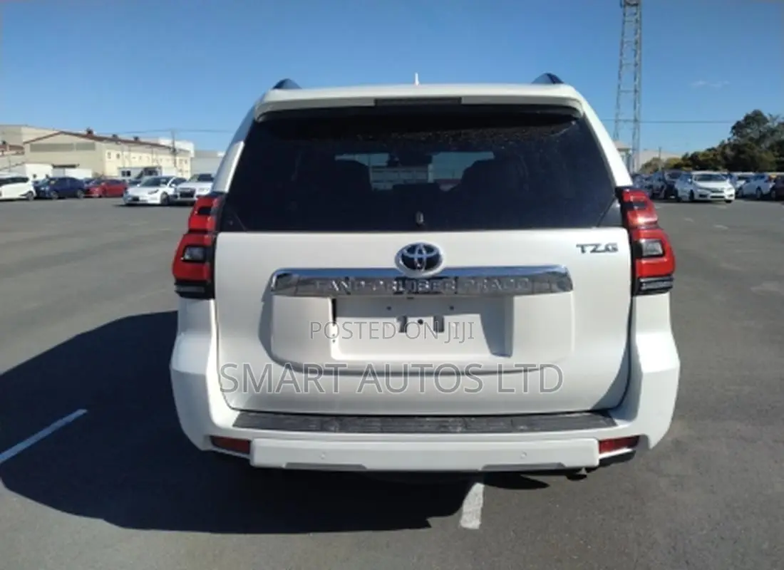 Toyota Land Cruiser Prado 2.8 2020 Pearl
