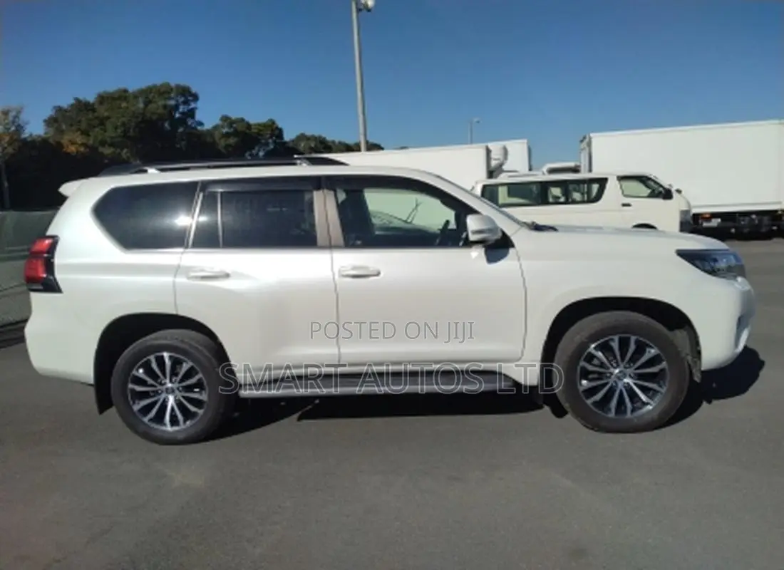 Toyota Land Cruiser Prado 2.8 2020 Pearl